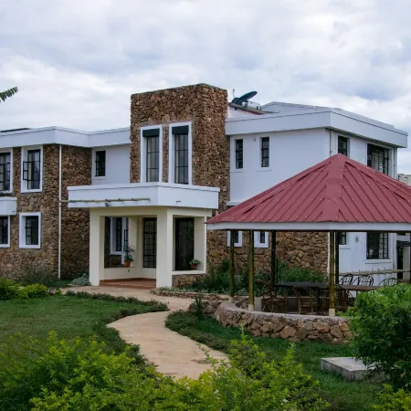 Pikidi Gardens
