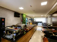 Transamerica Fit Vitória Praia de Camburi Hotels near Canto Beach