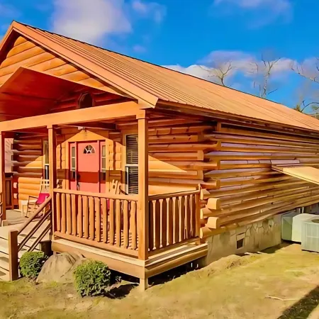 Mins to DT Gatlinburg Hot Tub Community Pool