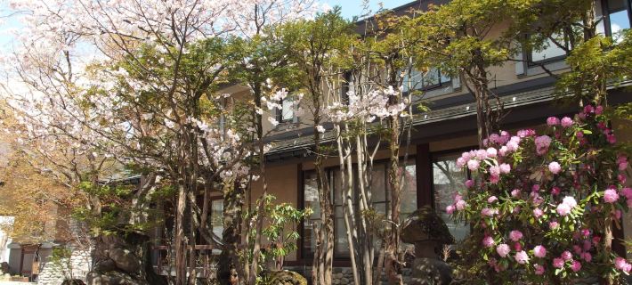 Hakuba Onsen Ryokan Shirouma-so Hotel a Hakuba