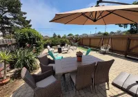 Charming Coastal Getaway!3 Bed 2 Bath with 3 Private Yards. Clean. Dog Friendly. - Wifi
