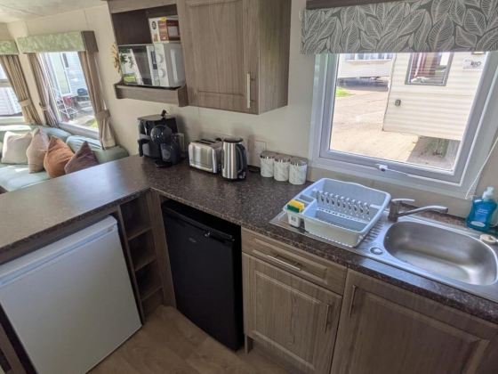 Holiday Home - Sleeps 8 - Beach Access