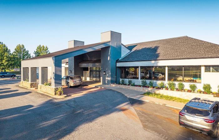 Holiday Lodge Hotel and Conference Center