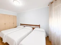 Hostal EC León - 3-Star