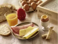 Ibis Angers Centre Château - breakfast