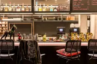 Moxy Wuerzburg - parking