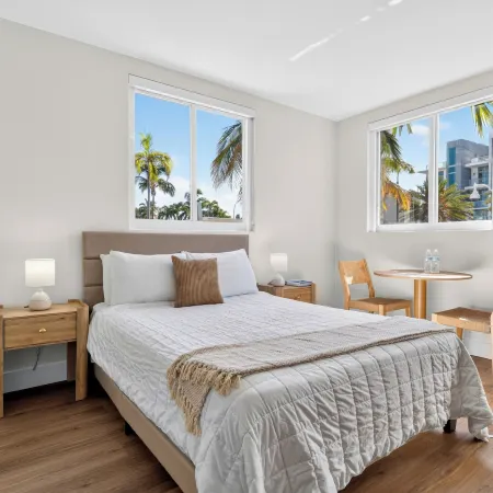 Tiana Beach Inn
