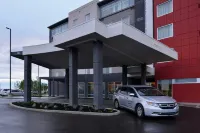 薩斯卡通機場萬豪萬怡酒店 - 酒吧