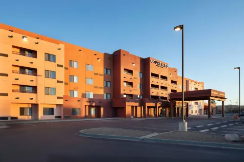 Courtyard Farmington - Parking