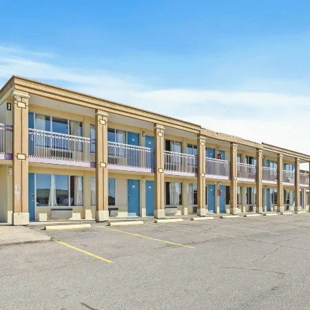 Luxury Inn By Hotel O Hattiesburg, MS