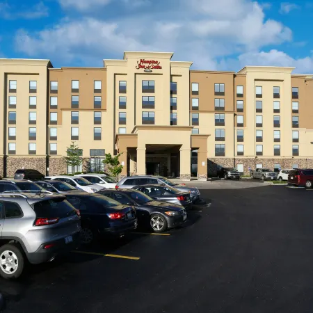 Hampton Inn & Suites by Hilton Barrie