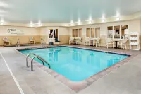 Hampton Inn Longmont - Pet friendly