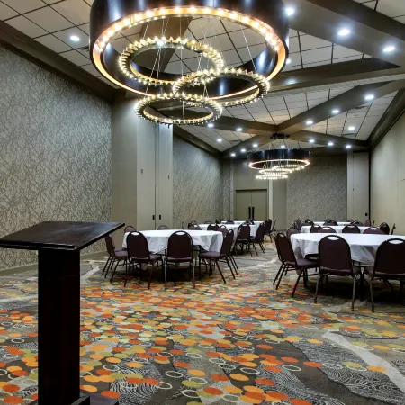 DoubleTree by Hilton Mt. Vernon
