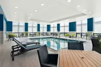Hampton Inn & Suites by Hilton Chicago Medical District UIC - piscina
