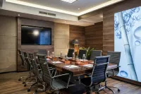 Saint Ten Boutique Hotel, Small Luxury Hotels - Wifi