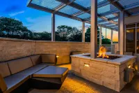 SpringHill Suites Chambersburg - parking