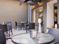 Hotel Agur โรงแรมใกล้หาดฟูเอนกิโรลา