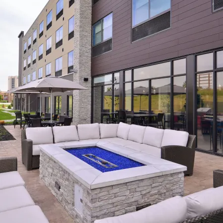 Holiday Inn Express & Suites OLATHE WEST by IHG