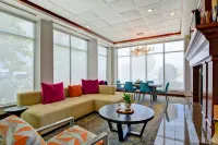 Hilton Garden Inn Conway - parking