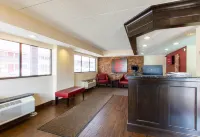 Red Roof Inn Grand Rapids Airport - Pet friendly