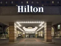 Hilton Minneapolis Hoteles cerca de Torre Foshay