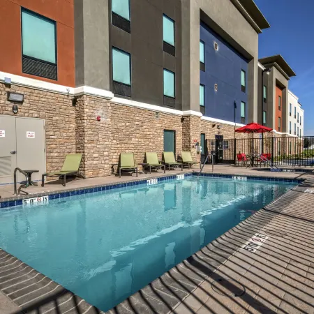 Hampton Inn Fresno Airport
