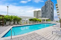 Midtown Miami 1BR · Free Parking + Wynwood Nearby - Uima-altaat