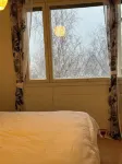 2 Bedrooms Flat at Train Station - Apartments
