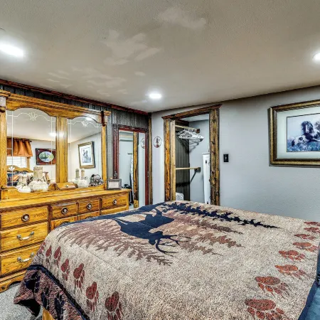 Quiet Eagar Retreat Near Lakes, Hiking & Hunting! Hotels in Apache County