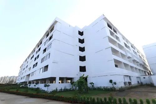 Seven Hills Hotel - 4-Star