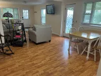 Cozy city cottage, one floor, covered porches, quiet neighborhood - 3-Star