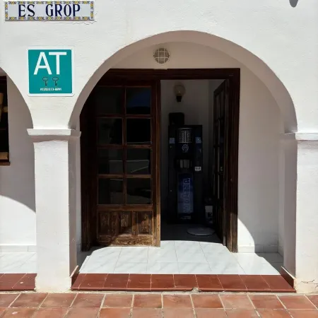 Apartamentos Es Grop