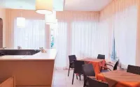 國王酒店 - 停車場