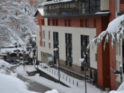 Apartamentos Gorbea Suites Hotels in Monachil