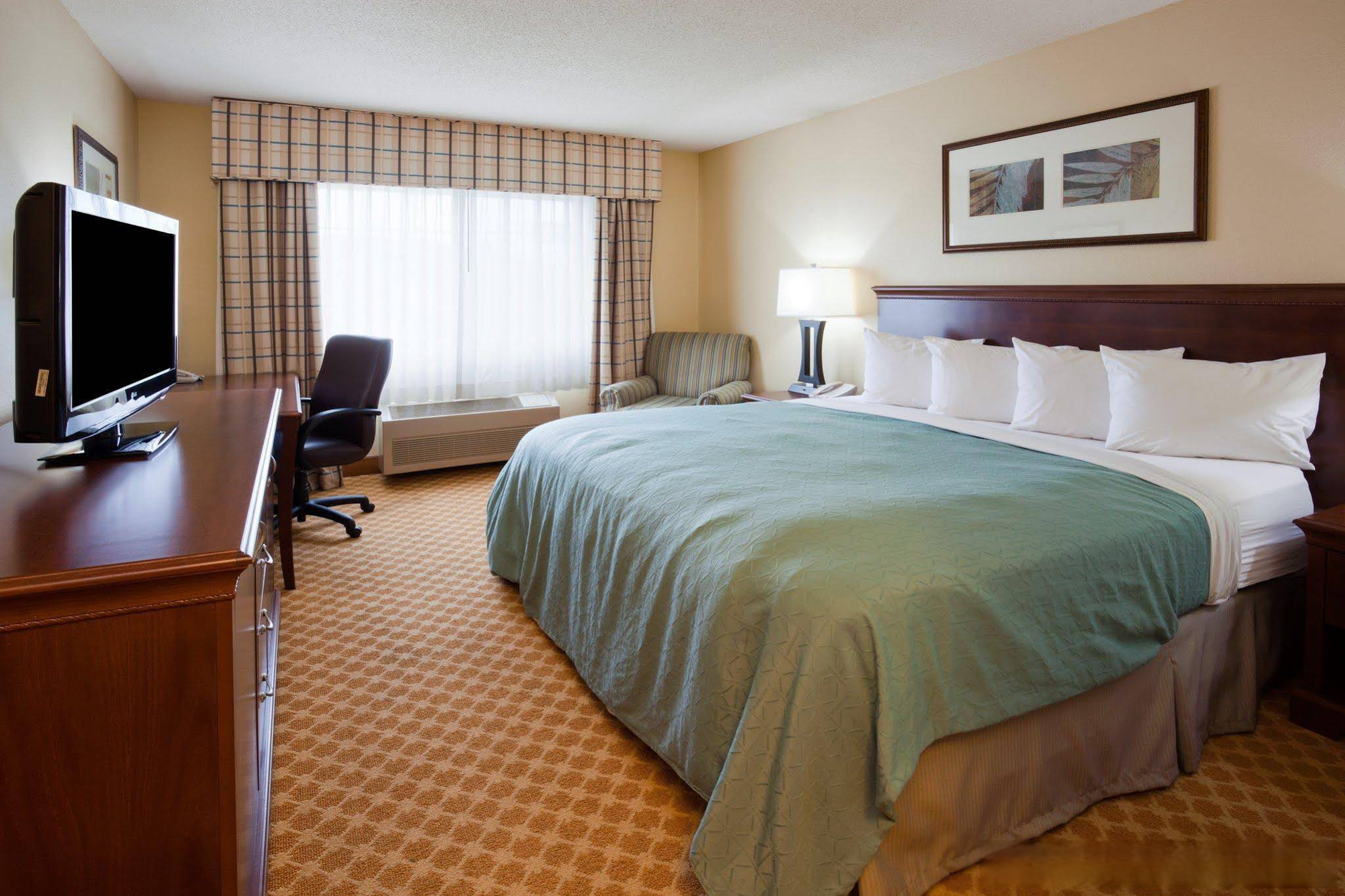 Country Inn & Suites by Radisson, Rochester, MN