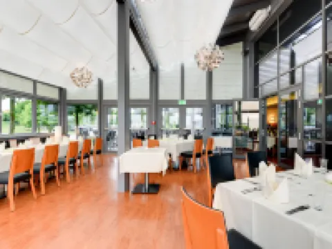 黑措根奧拉赫黑佐-巴斯諾維納酒店 中弗蘭肯行政區酒店