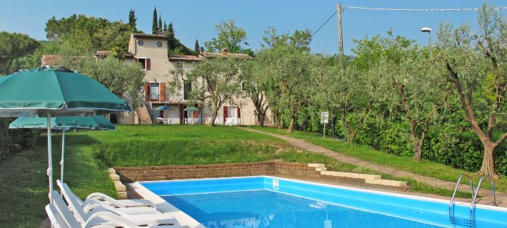 Ca' Pignoi Hotels in Garda Town