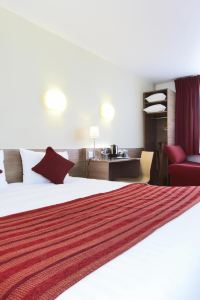 Best 10 Hotels Near Decathlon Paris - Porte De Châtillon from USD  60/Night-Montrouge for 2023 | Trip.com