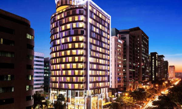 Novotel Suites Hanoi