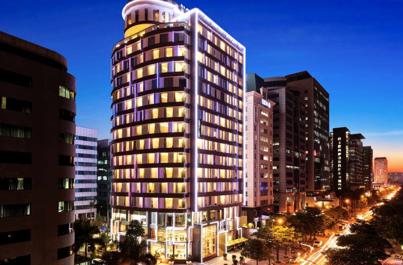 Novotel Suites Hanoi