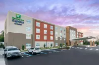 Holiday Inn Express & Suites West Melbourne Hotels in June Park