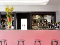 Mercure Paris Porte de Versailles Expo Hôtels à : Vanves