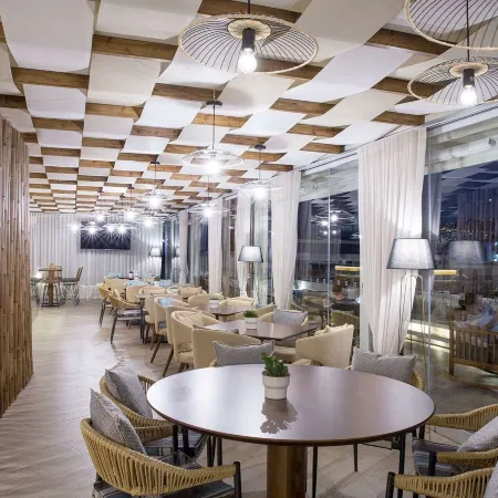 Zeus Essence Wyndham Athens Residence