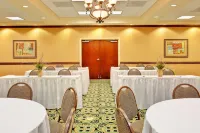 Holiday Inn Express & Suites Millington-Memphis Area Hotels in Millington