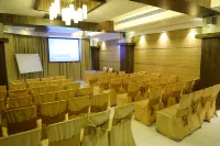Hotel Alka Residency Hotels in Thane