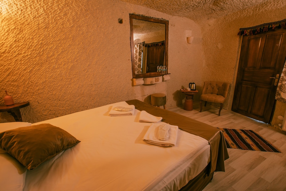 Mia Cappadocia Cave Hotel