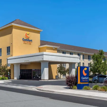 Comfort Suites Fernley