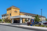 Comfort Suites Fernley Hotels in Fernley
