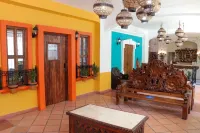 Los Arcos Suites
