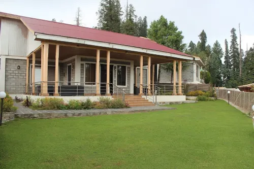 Blue Pine Retreat Hôtels à : Nathia Gali